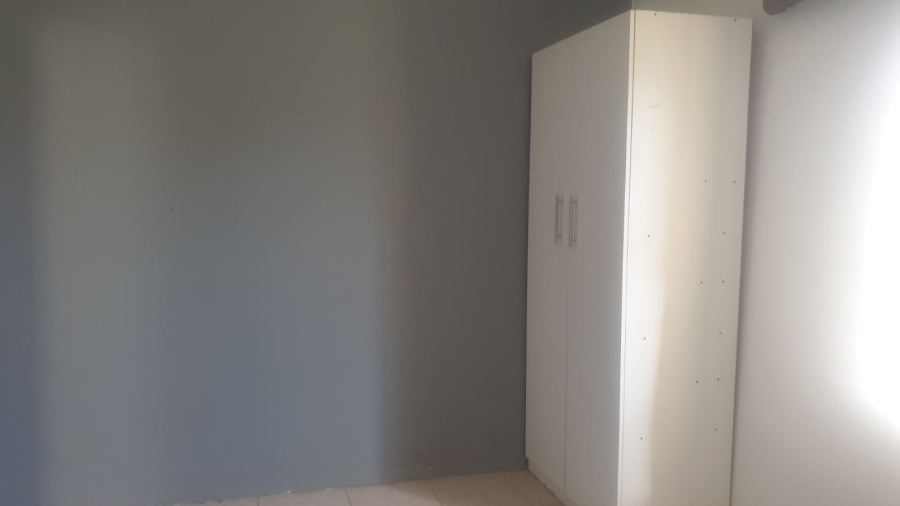 To Let 2 Bedroom Property for Rent in Cambridge Eastern Cape